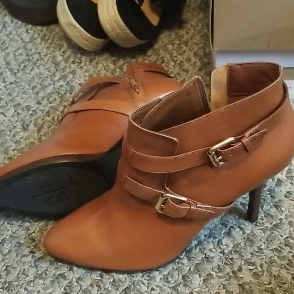 Ralph Lauren ankle heels